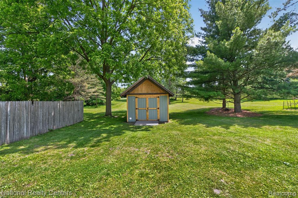 502 N Main Street, Webberville, MI 48892 — Photo 35