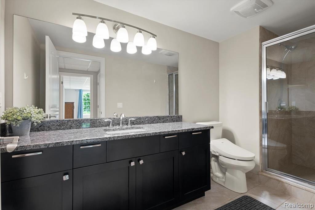 5696 Knob Hill Circle, 24, Clarkston, MI 48348 — Photo 30