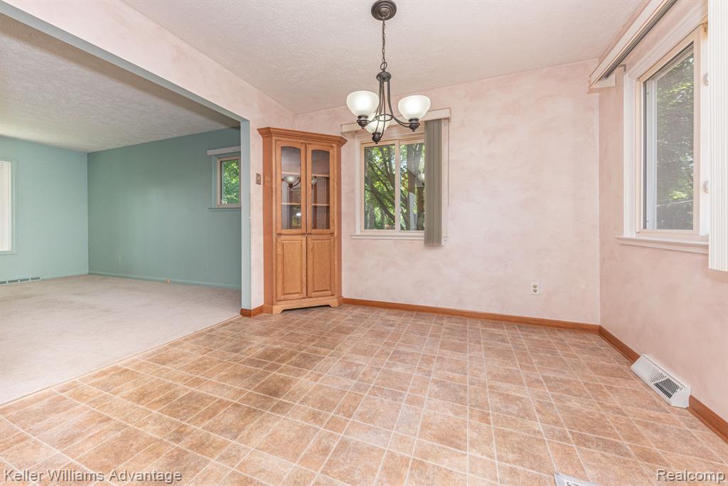 4460 Welland Drive, West Bloomfield, MI 48323 — Photo 7