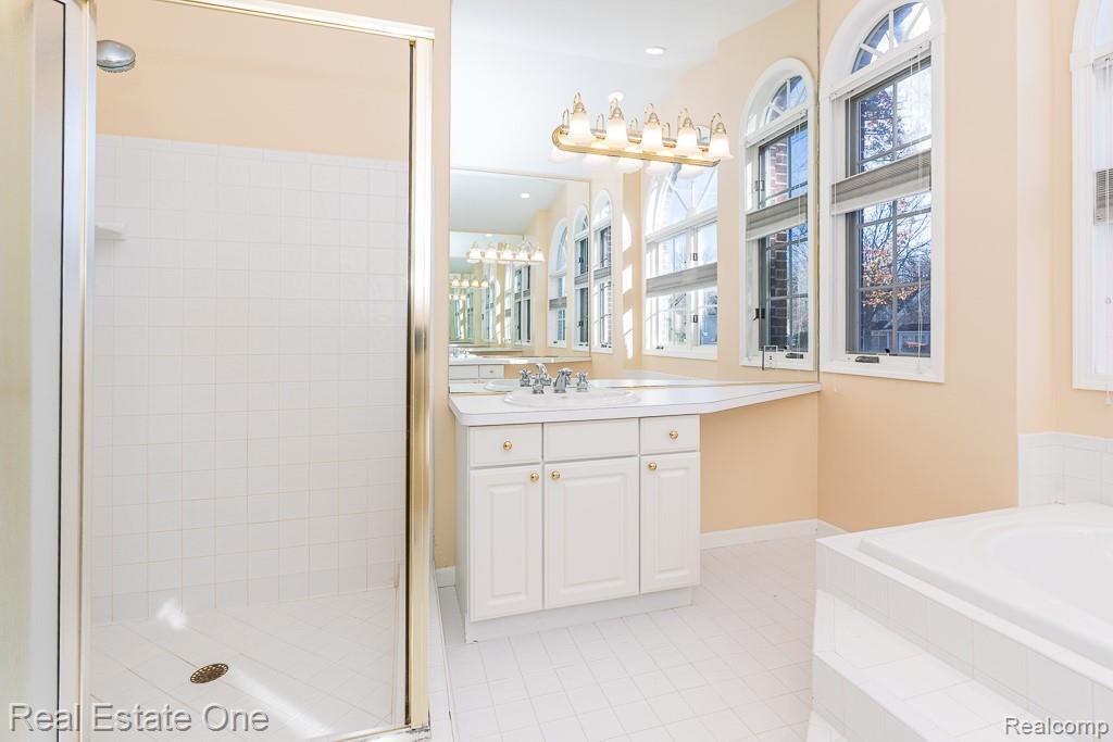 5181 Stonehenge Drive, Rochester, MI 48306 — Photo 27