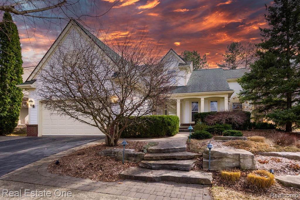 490 FRANKLIN LAKE Circle, Oxford, MI 48371 — Photo 4