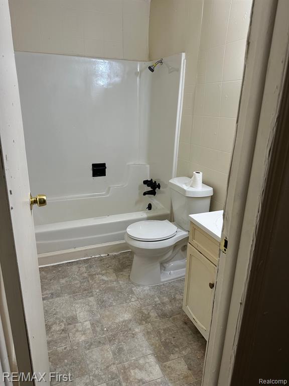 9136 HOLCOMB Street, Detroit, MI 48213 — Photo 13