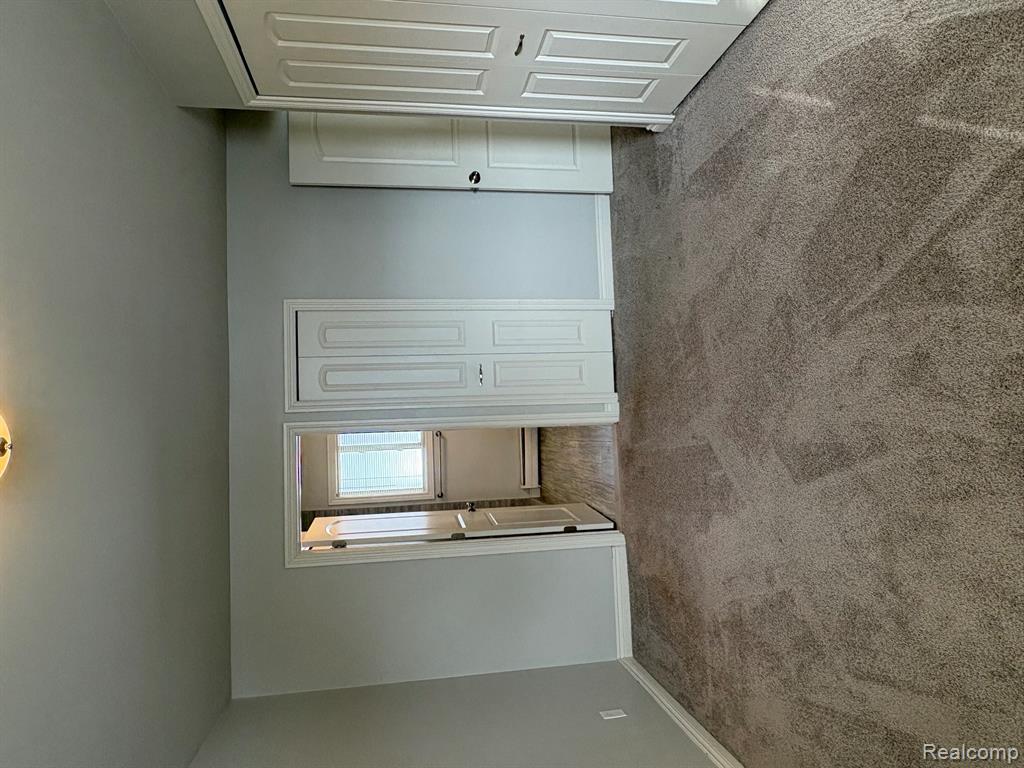 36241 Hathaway Street, New Baltimore, MI 48047 — Photo 8