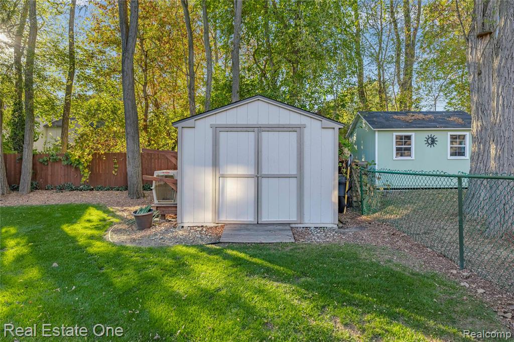 4659 Camelina Street, Commerce Twp, MI 48382 — Photo 62