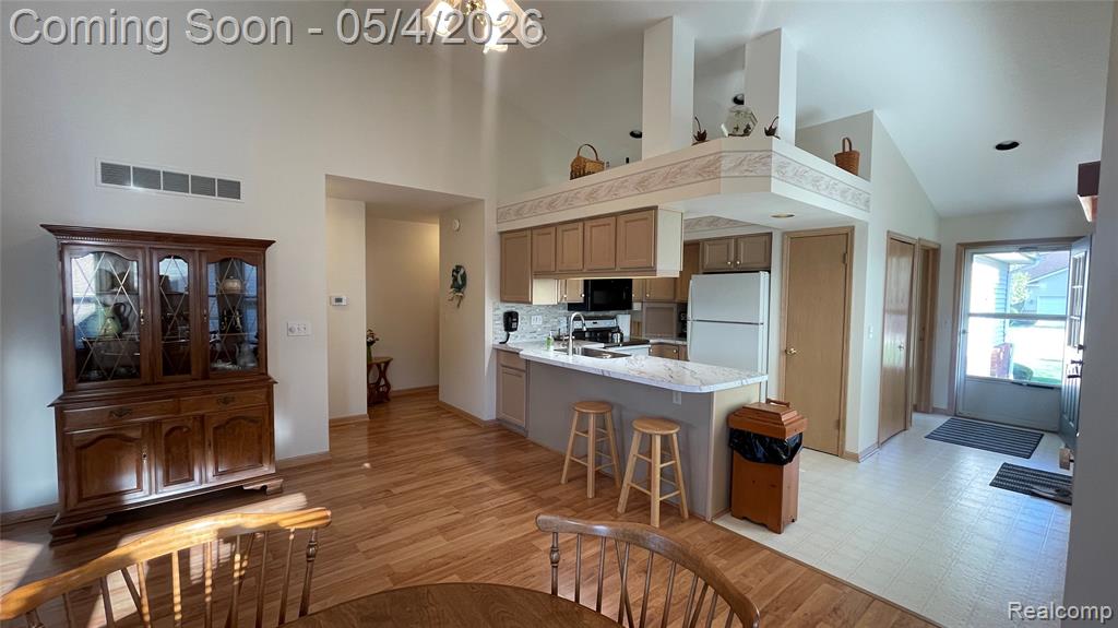 9142 Luea Lane, Swartz Creek, MI 48473 — Photo 17