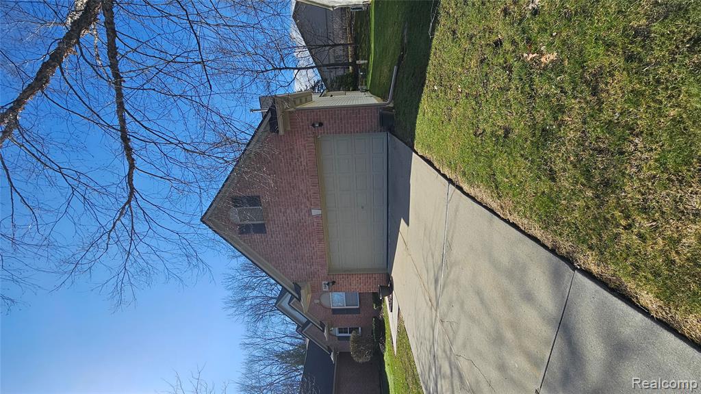 3449 Dewdrop Lane, Howell, MI 48843 — Photo 3