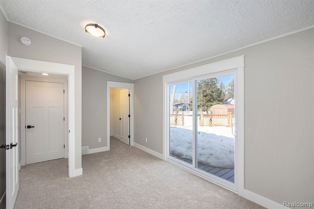 5390 SUNNYSIDE Drive, Clarkston, MI — Photo 10