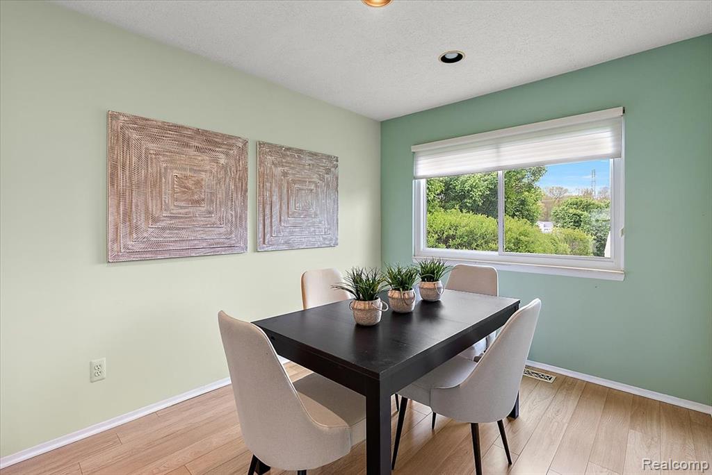 2832 Warrior Drive, Wixom, MI 48393 — Photo 14