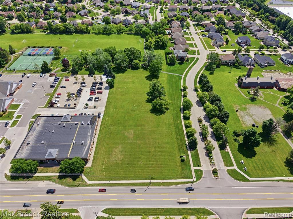 57750 Van Dyke Road, Washington, MI — Photo 4