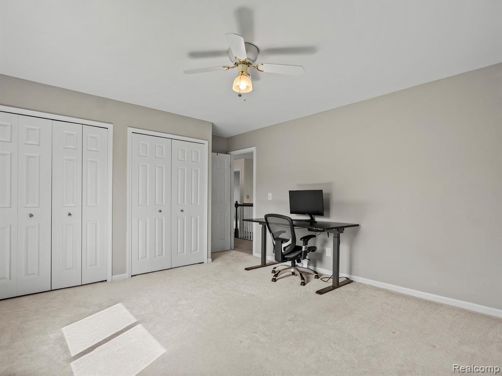 4979 SOMERTON Drive, Troy, MI 48085 — Photo 33