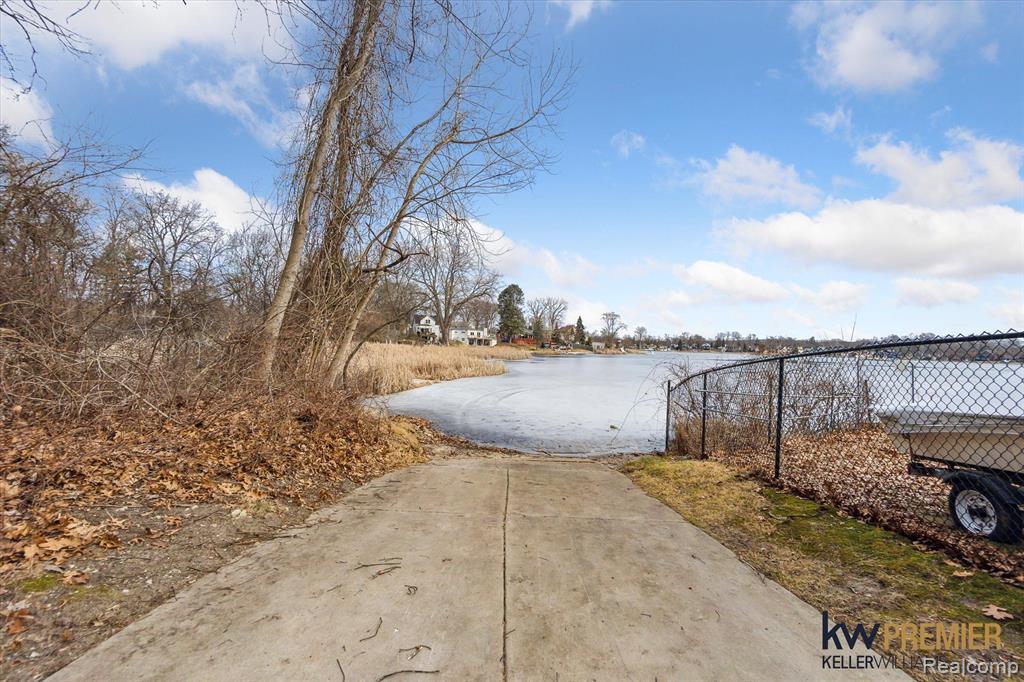 9660 COOLEY LAKE Road, White Lake, MI — Photo 28