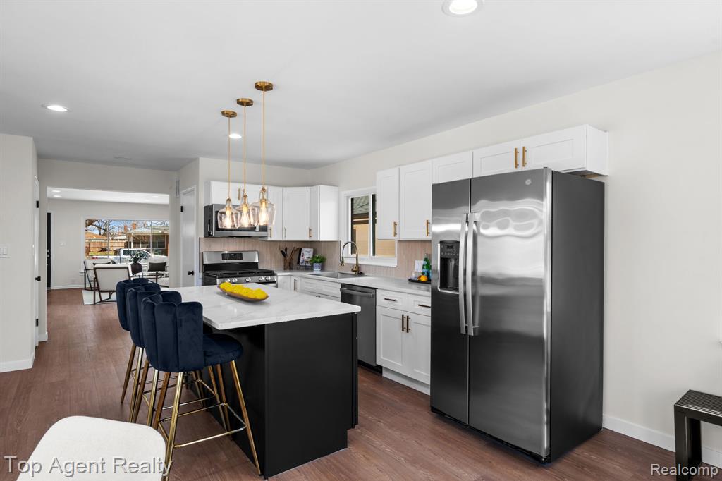 23701 Marlow Street, Oak Park, MI 48237 — Photo 7