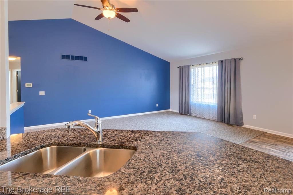 1437 Pondview Drive, Davison, MI 48423 — Photo 20