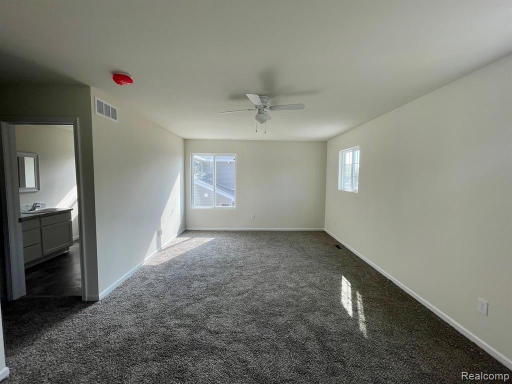 5745 Copper Tree Park, Waterford, MI 48327 — Photo 19