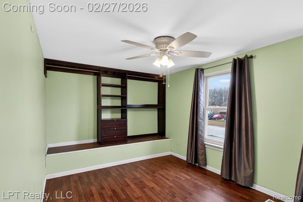 22507 Doncaster Avenue, Brownstown, MI 48193 — Photo 28