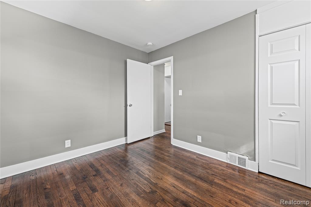 9916 Rosedale Boulevard, Allen Park, MI 48101 — Photo 17