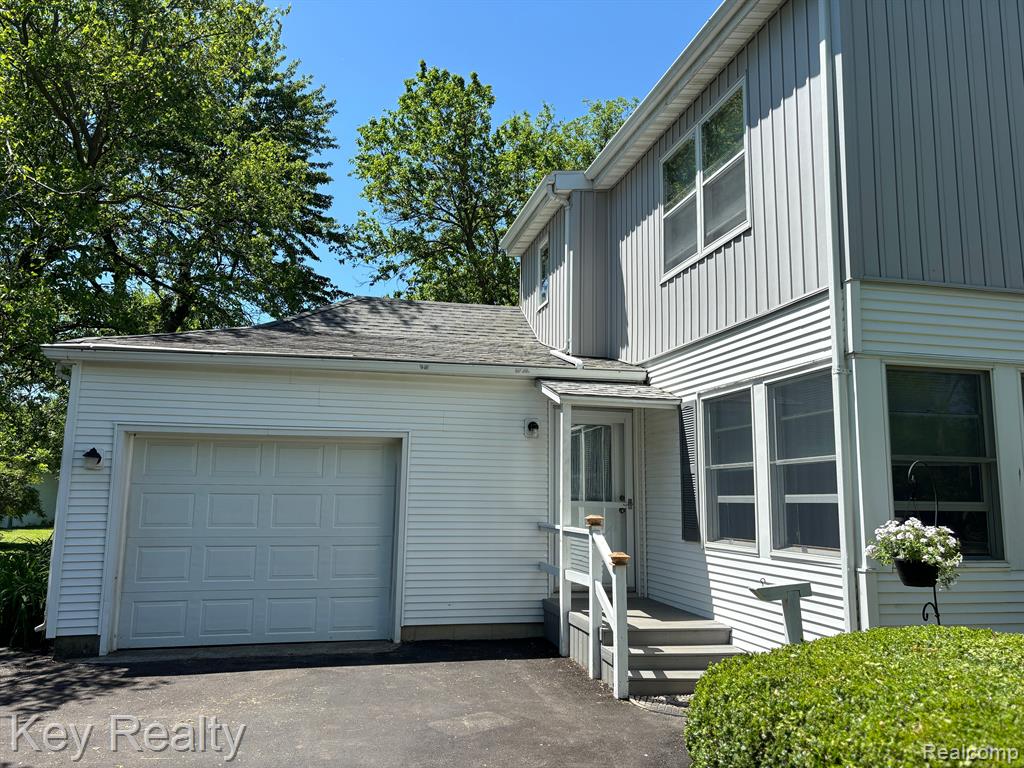 7953 S CUSTER Road, Monroe, MI 48161 — Photo 47