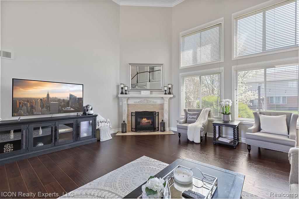 51874 EMIL Drive, Macomb, MI 48042 — Photo 9