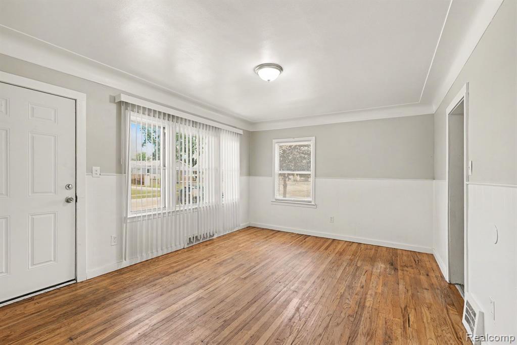 7516 Fisher Avenue, Warren, MI 48091 — Photo 3