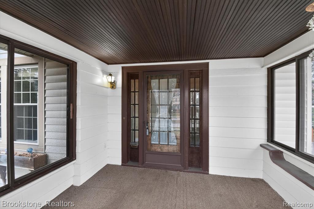 86 OAKDALE Boulevard, Pleasant Ridge, MI — Photo 4