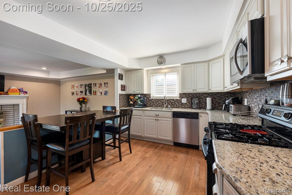 42002 Coulon Drive, Clinton Twp, MI 48038 — Photo 5