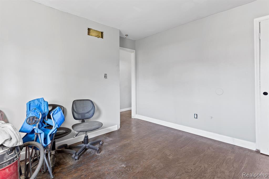 4383 CICOTTE Street, Detroit, MI 48210 — Photo 42