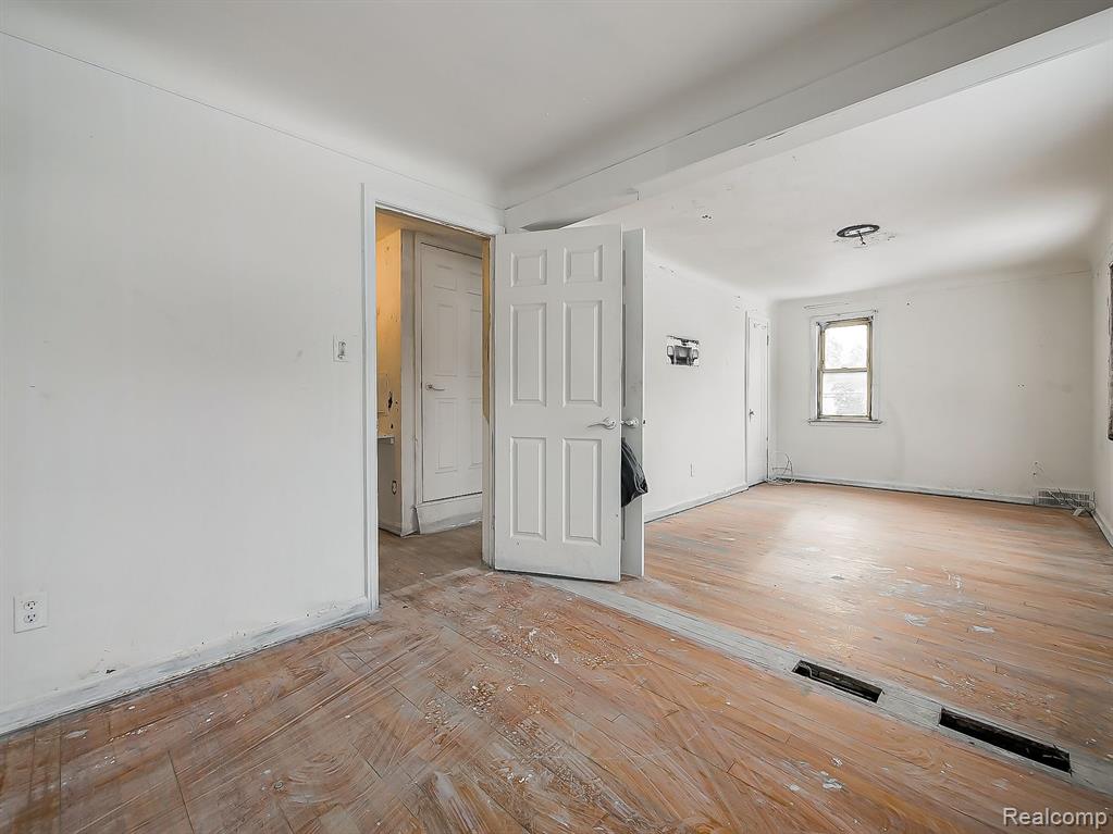 9900 TERRY Street, Detroit, MI 48227 — Photo 10