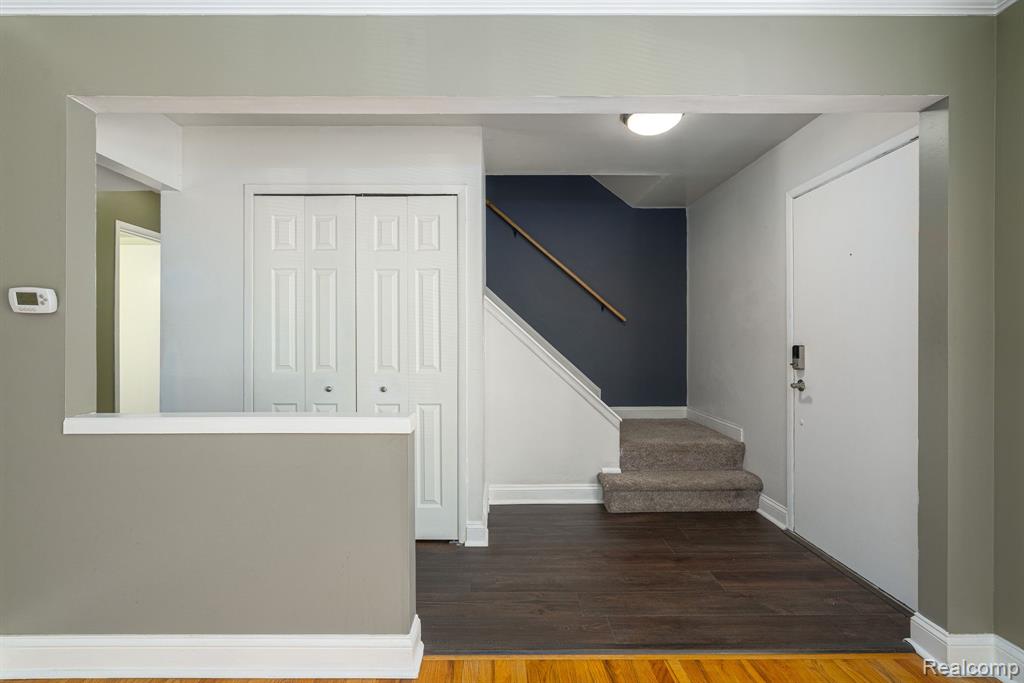 39618 Birchwood Drive, Plymouth, MI 48170 — Photo 12