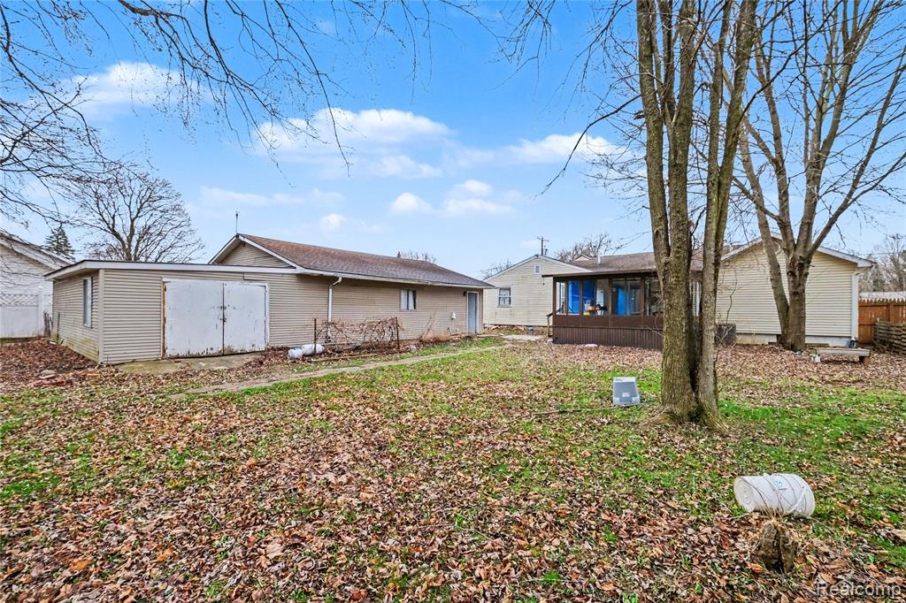 4449 Crosby Road, Flint, MI 48506 — Photo 22