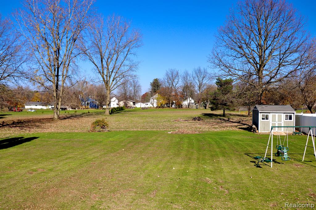 11635 Peelman Drive, Lennon Vlg, MI 48449 — Photo 31
