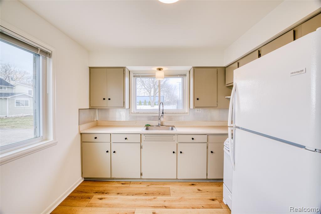 6125 Pointe Tremble Road, Clay, MI 48001 — Photo 11