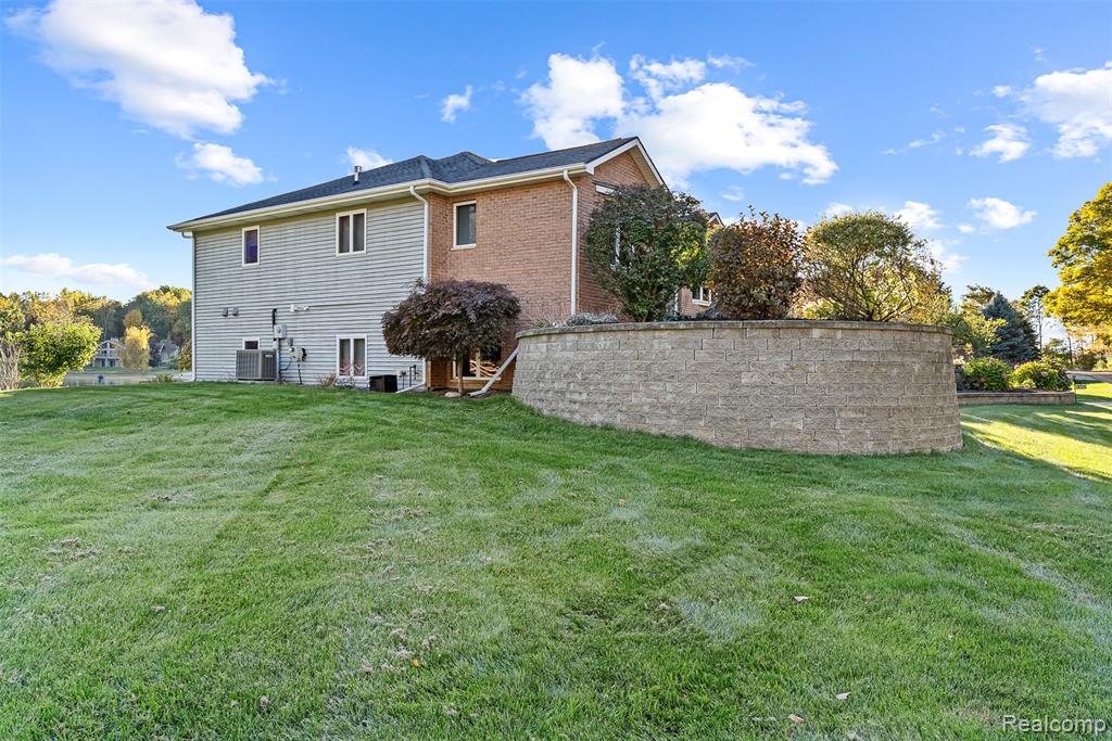 8460 Maurice Lane, Flushing, MI 48433 — Photo 56