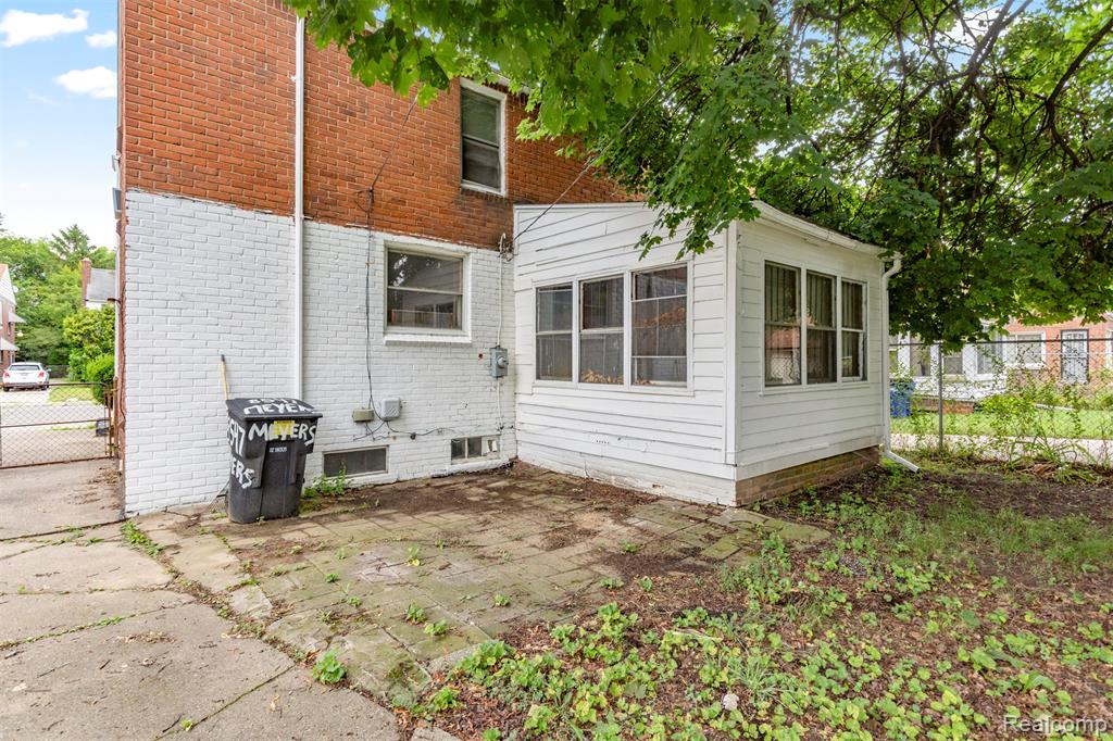 8547 Meyers Road, Detroit, MI 48228 — Photo 28