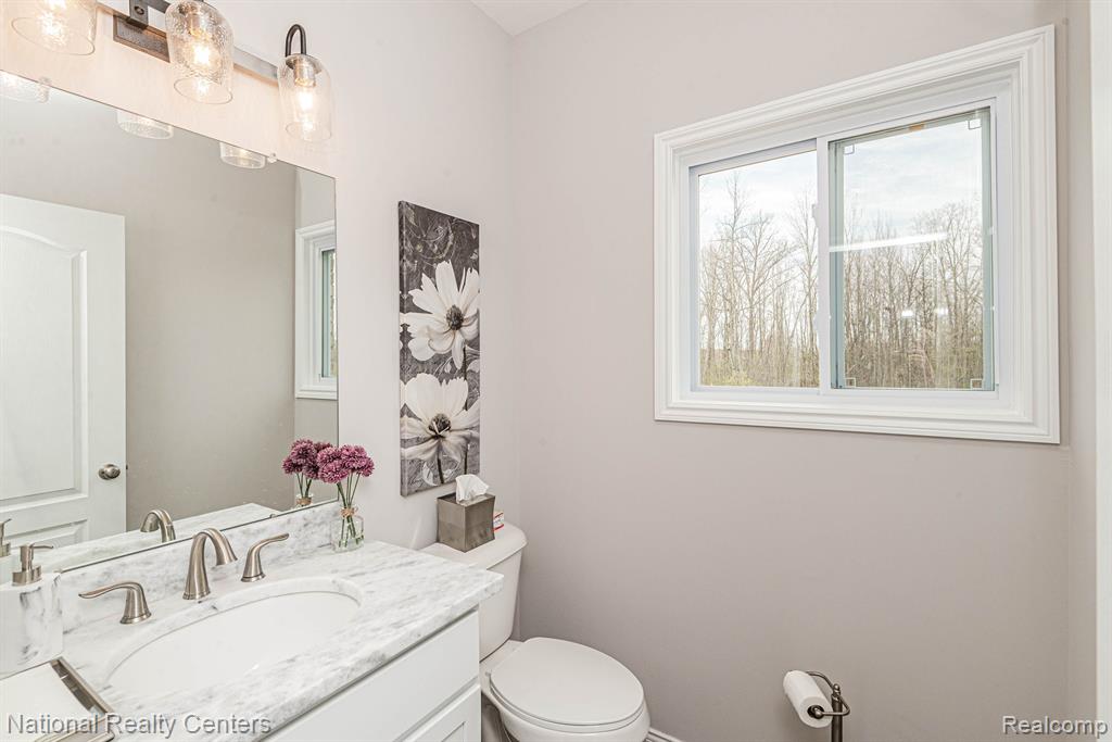 53170 Woodland, Chesterfield, MI 48047 — Photo 23