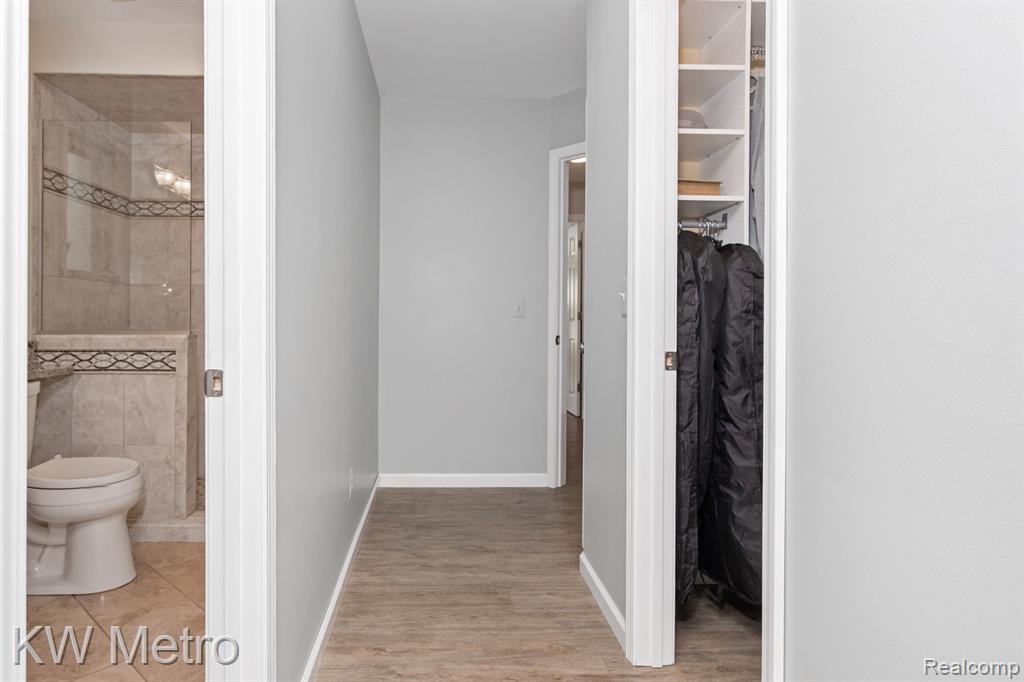 41667 WESTBURY Lane, Clinton Twp, MI 48038 — Photo 25