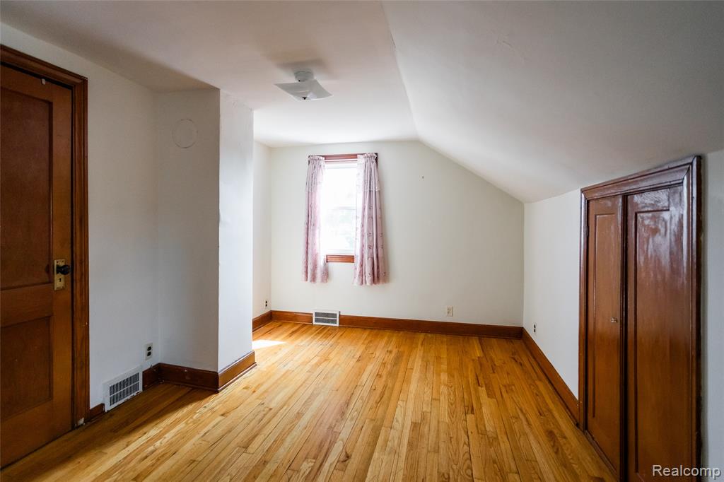 5045 Caniff Street, Hamtramck, MI 48212 — Photo 13