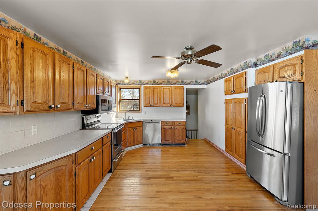 7525 22 MILE Road, Shelby Twp, MI 48317 — Photo 33