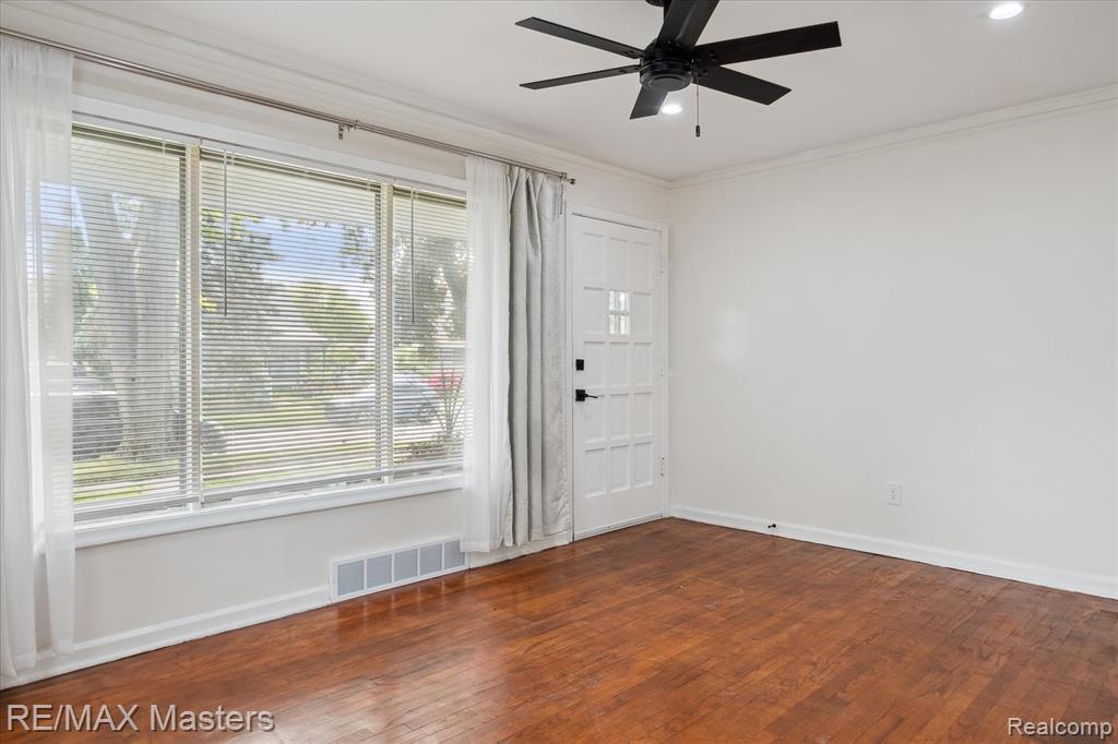 6835 Gilman Street, Garden City, MI — Photo 10