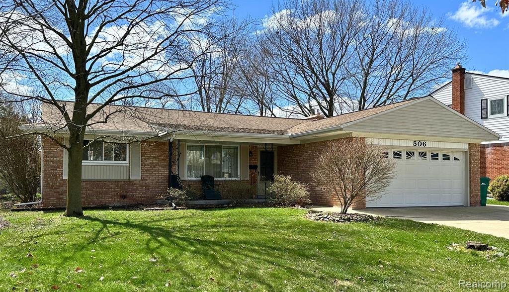 506 SPRINGBROOK, Saline, MI 48176 — front exterior