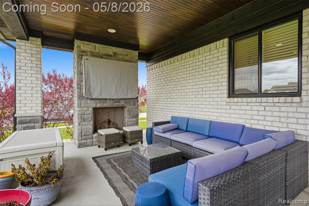 49658 Monarch Drive, Macomb, MI 48044 — Photo 31