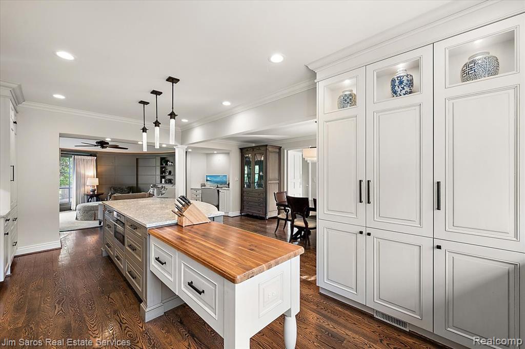 688 Balfour Street, Grosse Pointe Park, MI 48230 — Photo 14