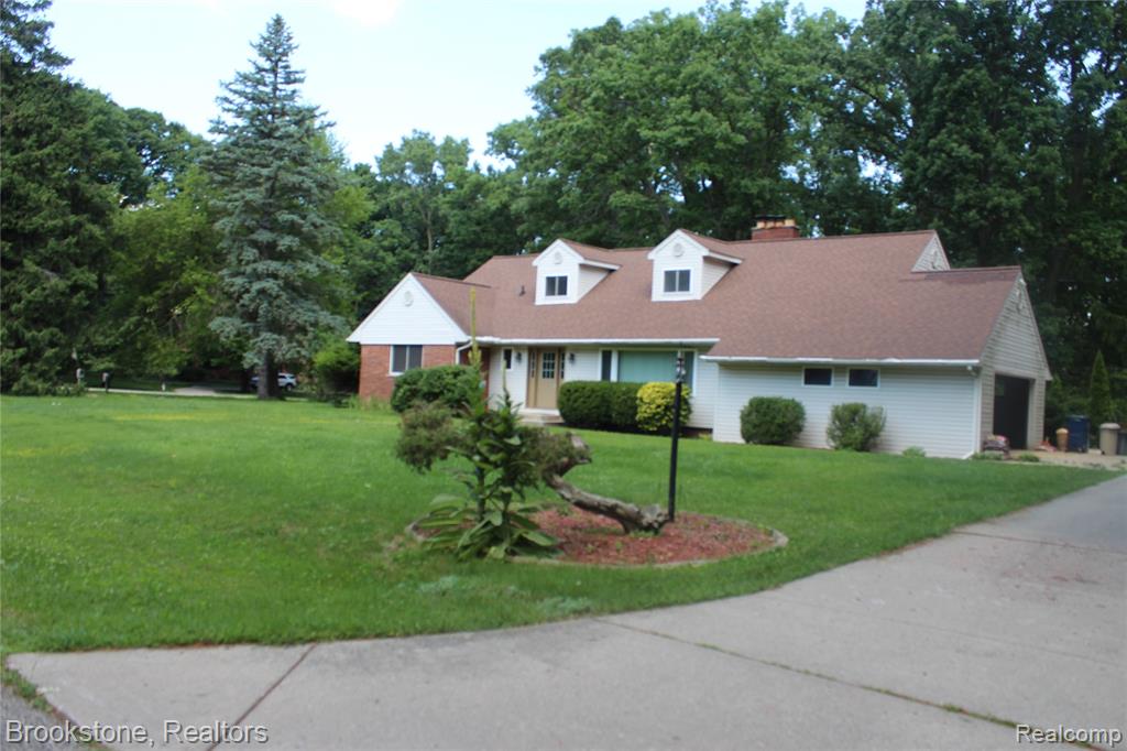 4440 Marquis Lane Lane, Bloomfield Hills, MI 48301 — Photo 2