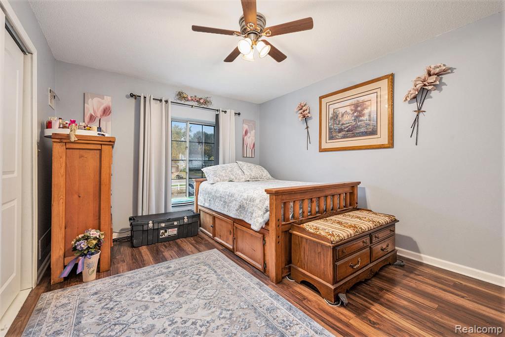 35912 Ann Arbor Trail, Livonia, MI 48150 — Photo 15