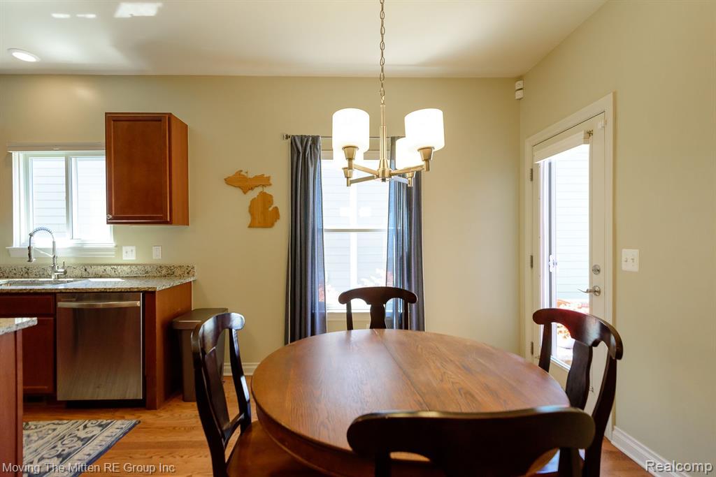 872 CONSTITUTION Street, Canton, MI 48188 — Photo 17