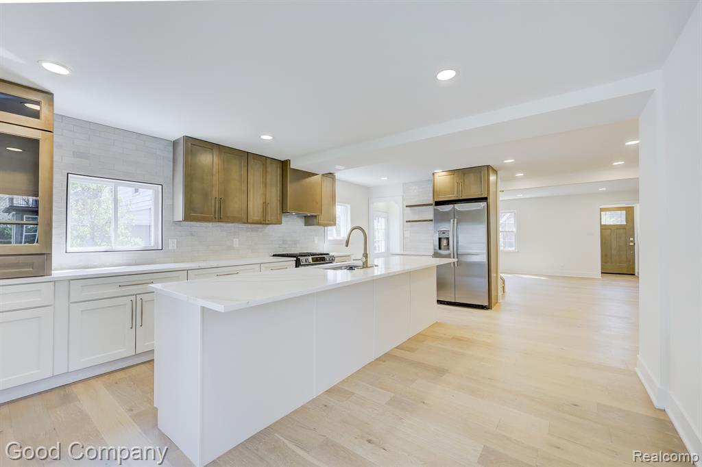 23 Fairwood Boulevard, Pleasant Ridge, MI — Photo 18