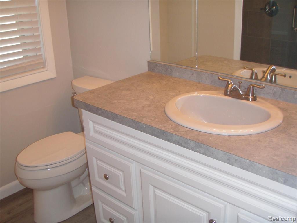 9920 Sashabaw Road, Clarkston, MI 48348 — Photo 11