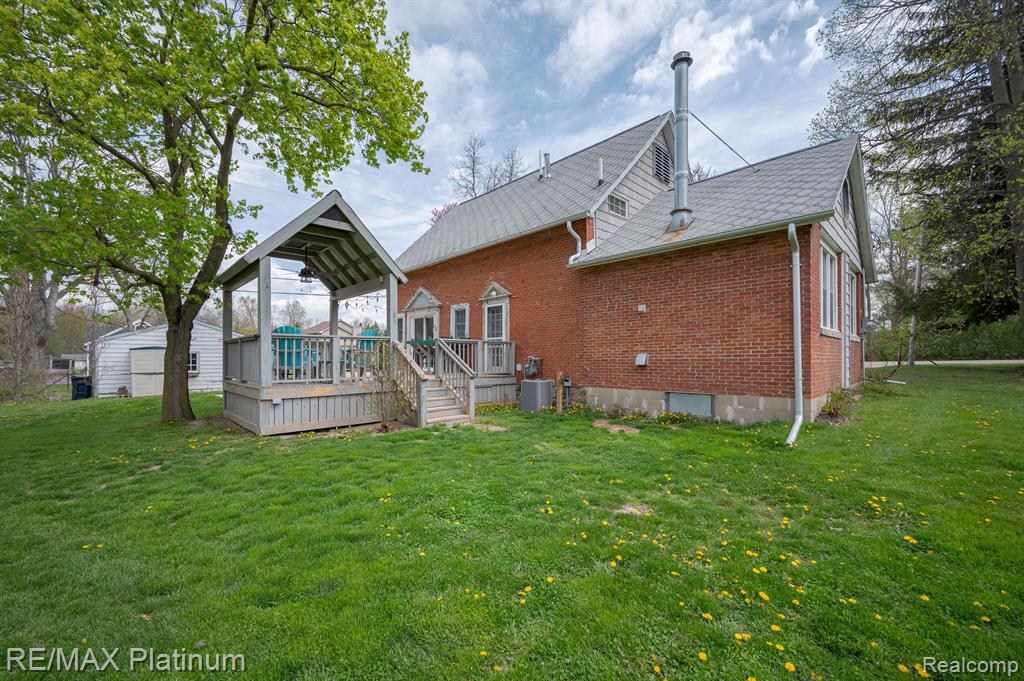 4015 BENNETT LAKE Road, Fenton, MI 48430 — Photo 5