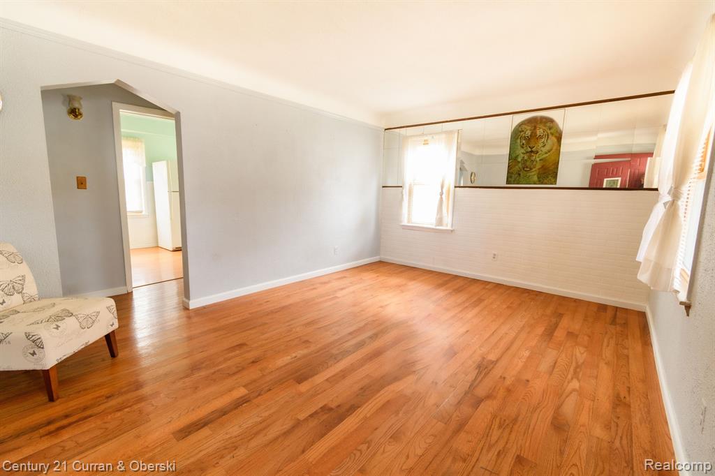 7961 WEDDEL Street, Taylor, MI 48180 — Photo 5