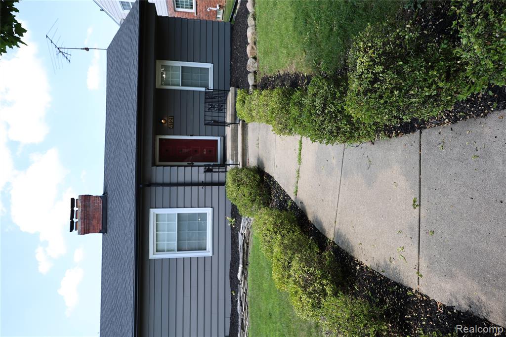 4121 Seminole Drive, Royal Oak, MI 48073 — Photo 7