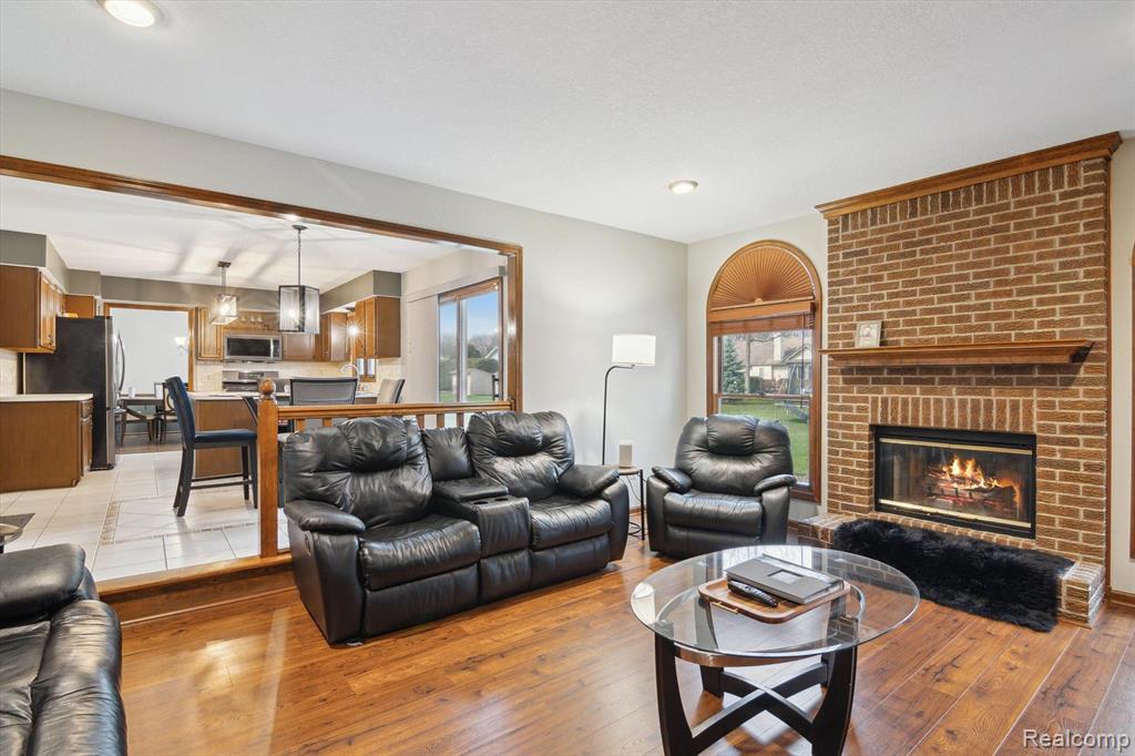 925 DONNALEE Drive, Monroe, MI 48162 — Photo 19